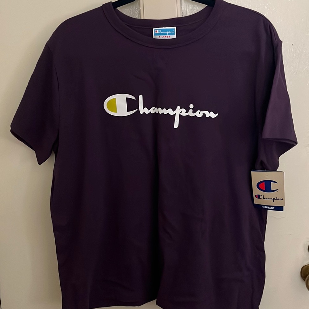 Champion t shirt